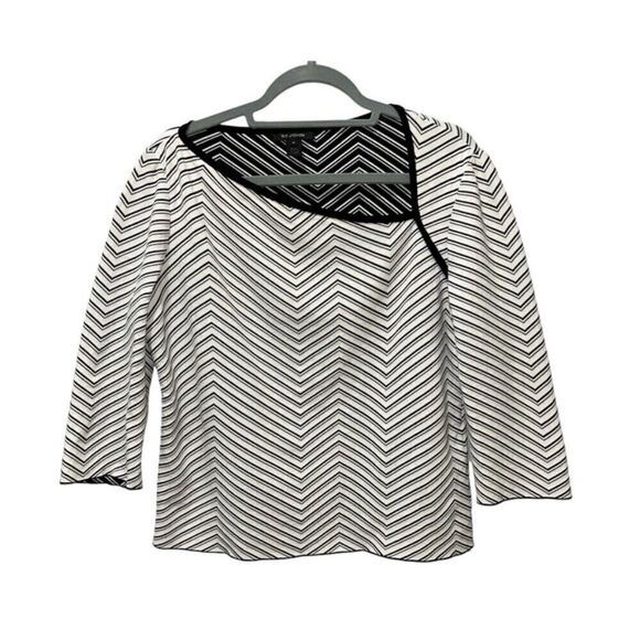 St. John Tops - St.John Women's Asymmetric Knit Top Black White- size Medium